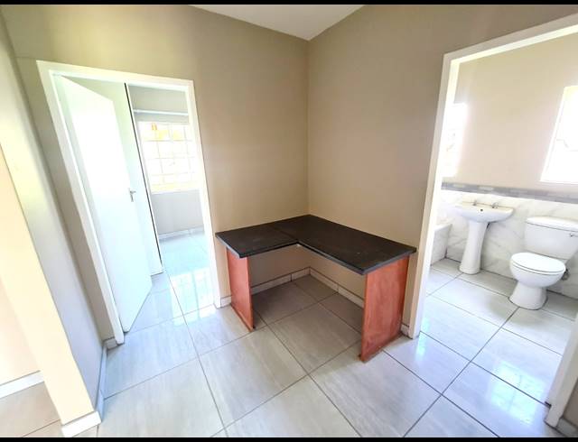 2 BEDROOM APARTMENT FOR SALE IN CASHAN